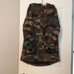 F21 men’s camouflage jacket